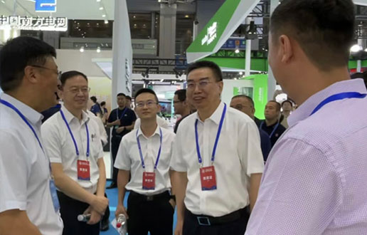 海纳百川，，百川入“深”海，，人生就是博迎接四海来宾